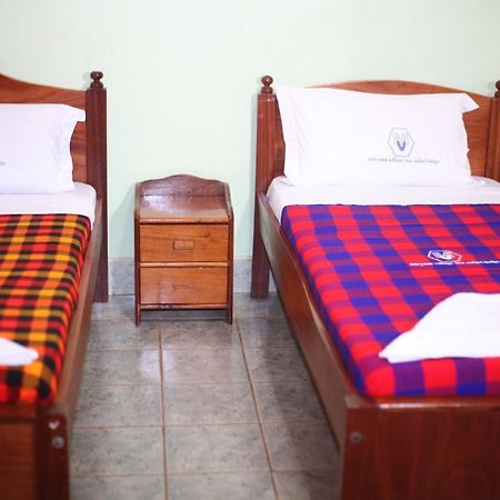 Miryams Village Inn Safari Lodge Sultan Hamud Extérieur photo