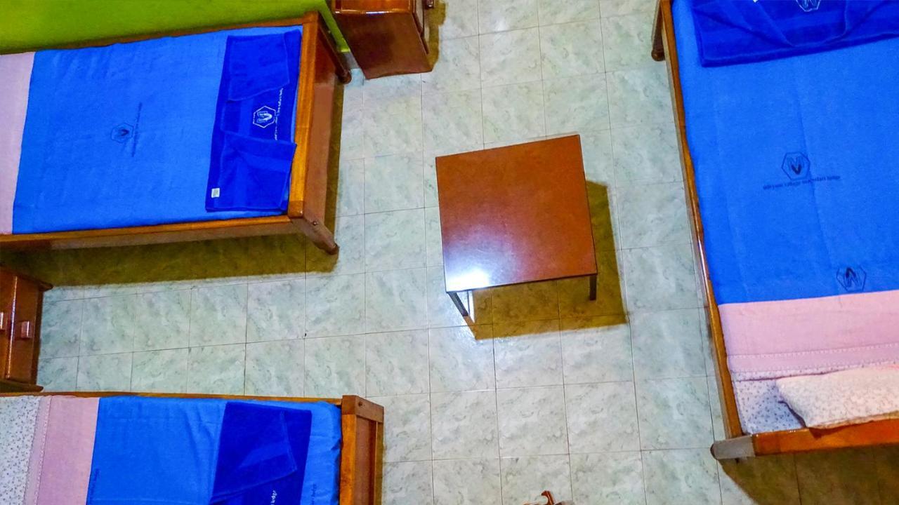 Miryams Village Inn Safari Lodge Sultan Hamud Extérieur photo
